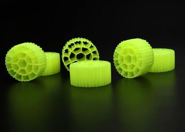 วินเจอร์น HDPE วัสดุ Mbbr การบําบัดน้ําเสีย สื่อซึมในความทนทานแรงกระแทกที่ดี