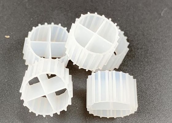 900m2/M3 Biomedia Biotube MBBR การบําบัดน้ํา HDPE ขาว