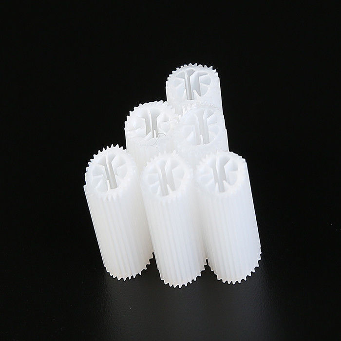 เครื่องกรองพลาสติกสื่อ MBBR K1 เครื่องกรองเตียงเคลื่อนที่ ปรับปรุงคุณภาพน้ํา