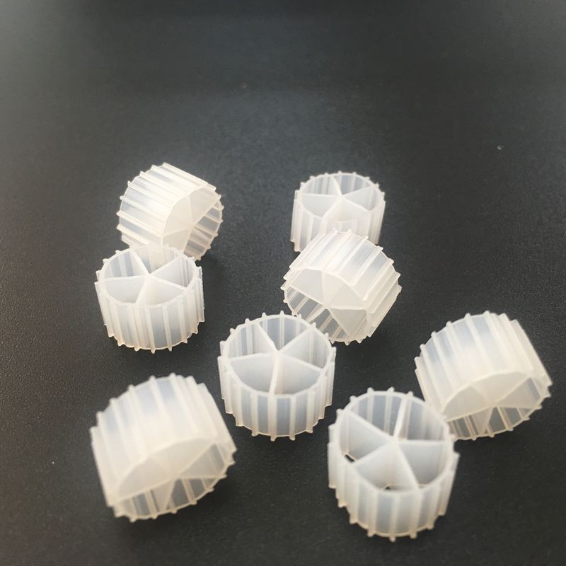 วินเจอร์น HDPE วัสดุ MBBR Bio Media ขนาด 10 * 7 มม สําหรับอายุการใช้งานยาว