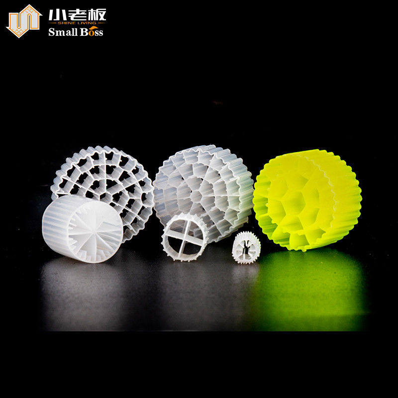 PE38 เบาะเคลื่อนไหว ระบบปฏิกิริยา Biofilm สีธรรมชาติสีขาว วินเจิร์น HDPE วัสดุ Mbbr ผู้รับ