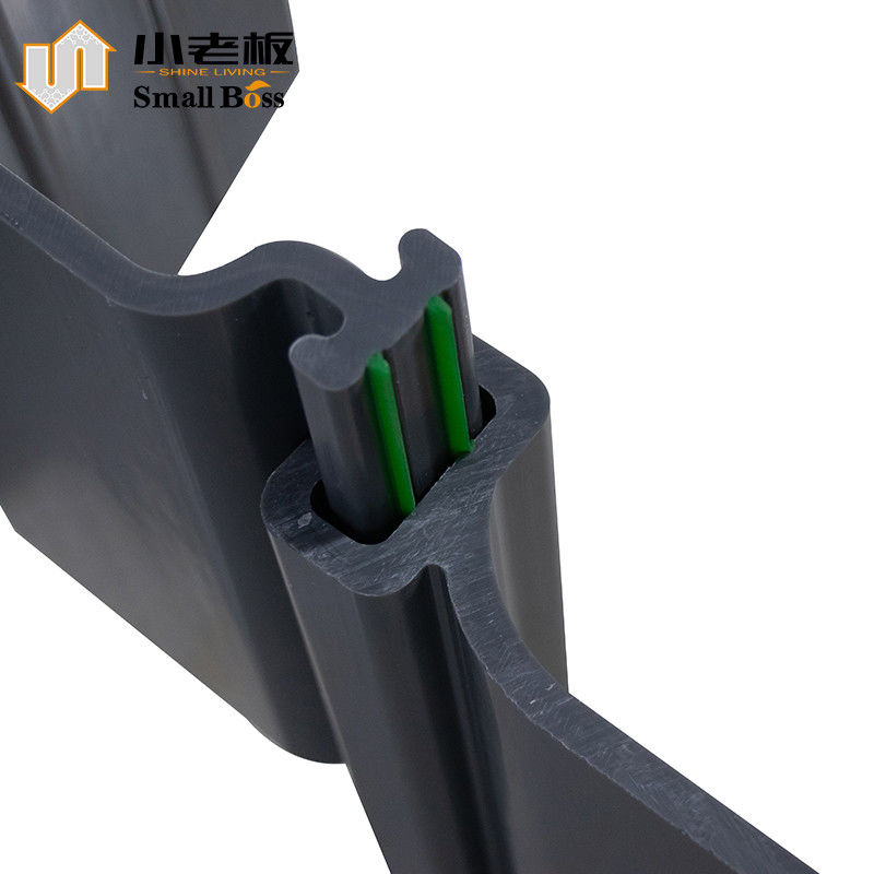 โรงงานนํา PVC Sheet Stack Vinyl Plastic Sealing Strip สําหรับการควบคุมน้ําท่วม ป้องกันริมแม่น้ํา