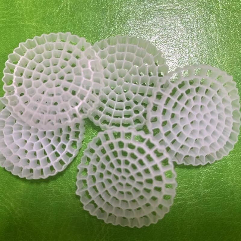 PE79S 1600m2/m3 สื่อกรอง MBBR พลอยสําหรับการบําบัดน้ําเสีย