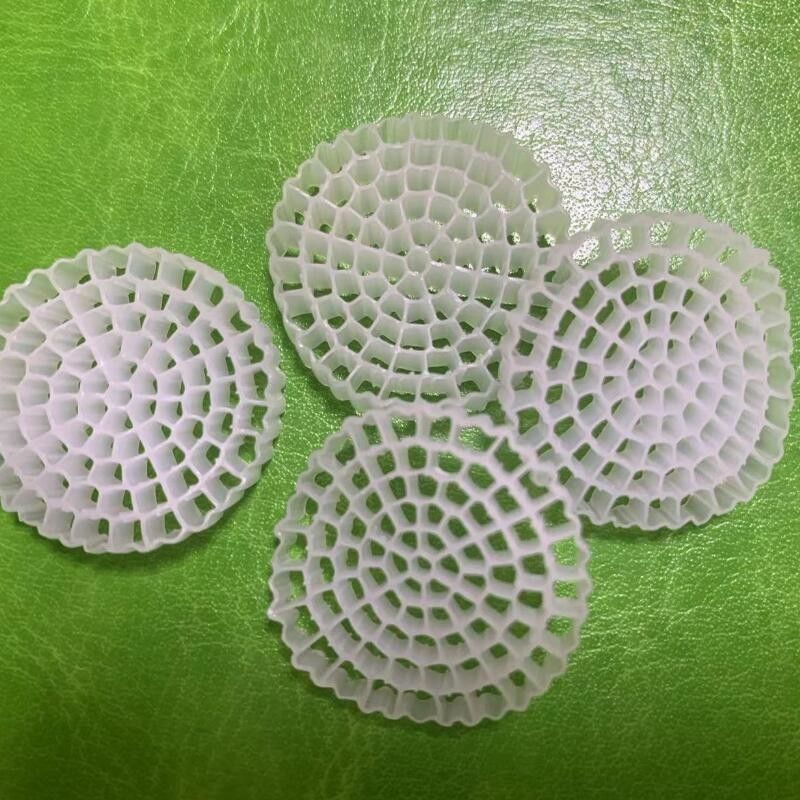 PE79S 1600m2/m3 สื่อกรอง MBBR พลอยสําหรับการบําบัดน้ําเสีย