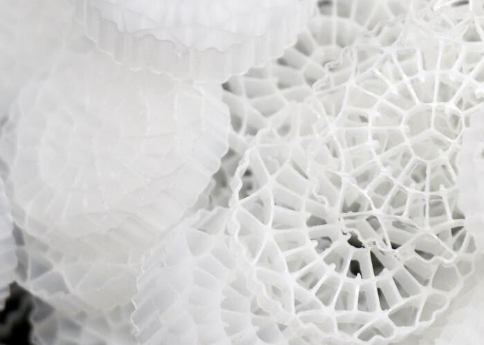 การบําบัดน้ําอุตสาหกรรม Biocell Filter Media ที่ดิน MBBR พลอย