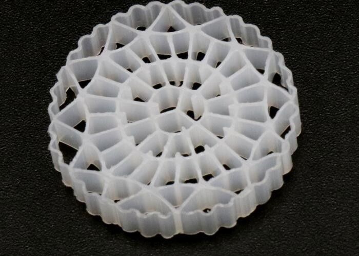 การบําบัดน้ําอุตสาหกรรม Biocell Filter Media ที่ดิน MBBR พลอย