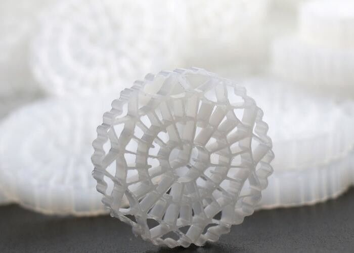 การบําบัดน้ําเสีย Biochip Biomedia MBBR Carrier Biofilter Media บีโอบอล