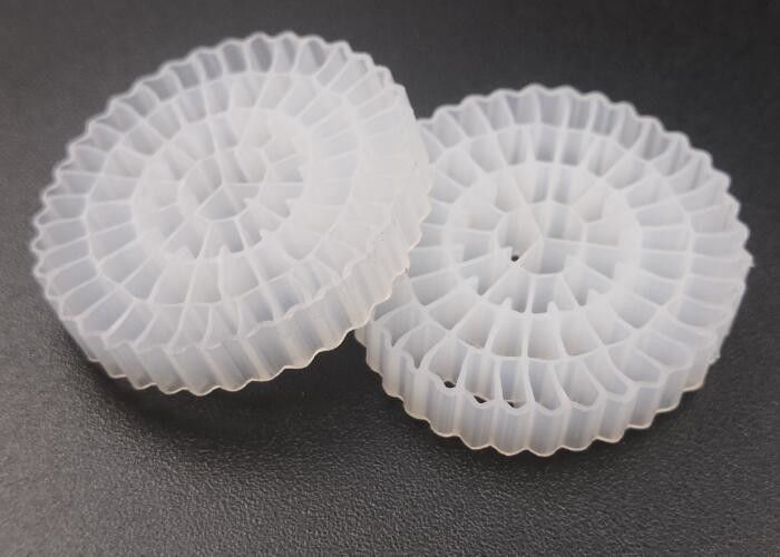 วินเจิร์น HDPE วัสดุ MBBR Bio Media K5 สีขาว ขนาด 25 * 4 มม สําหรับอุปกรณ์ IFAS