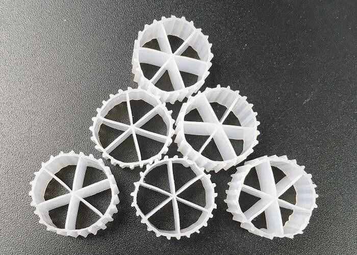 MBBR BIOCELL การบําบัดน้ําเสียแบบไฮโดรโปนิค 6 ห้อง 16 * 10 มิลลิเมตร สีขาว ทนทานน้ําหนัก