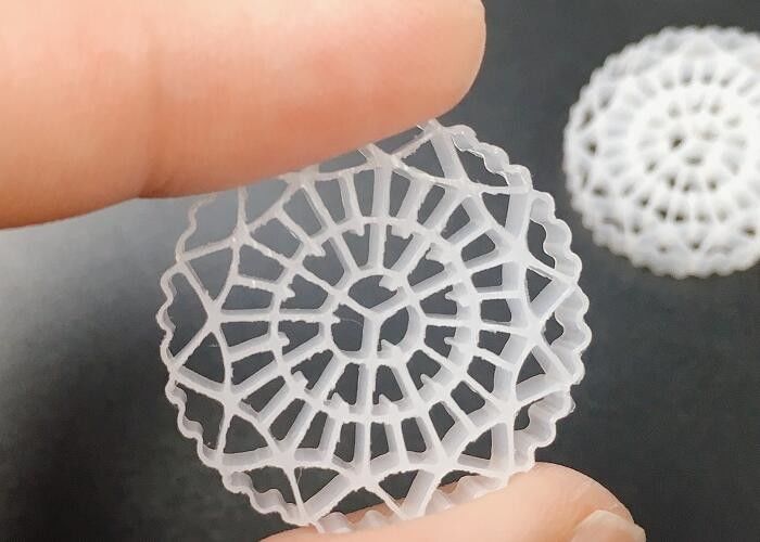 ประหยัดพื้นที่ MBBR biopipe Fliter Media PE63 สําหรับการบําบัดน้ําเสีย / RAS ด้วยเทคโนโลยีสีขาว A2/O