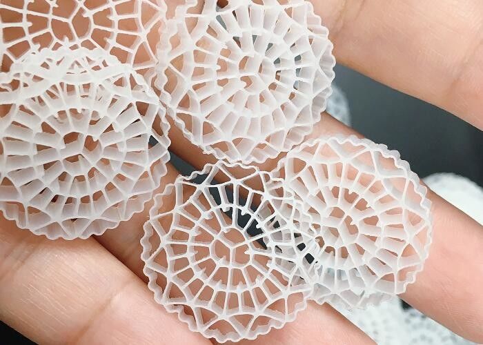 ประหยัดพื้นที่ MBBR biopipe Fliter Media PE63 สําหรับการบําบัดน้ําเสีย / RAS ด้วยเทคโนโลยีสีขาว A2/O