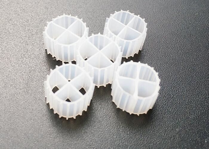 สีขาว 11*7mm K1 บีโอฟิลเตอร์ Hdpe Mbbr บีโอเนียร์ บีโอบอลลอย