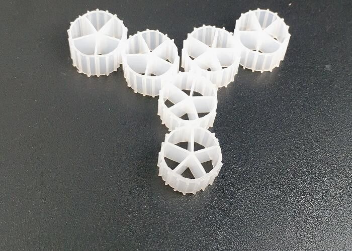 ประหยัดพื้นที่ K3 Biocell Filter Media เบาะย้าย Biofilm Reactors สําหรับการบําบัดน้ํา