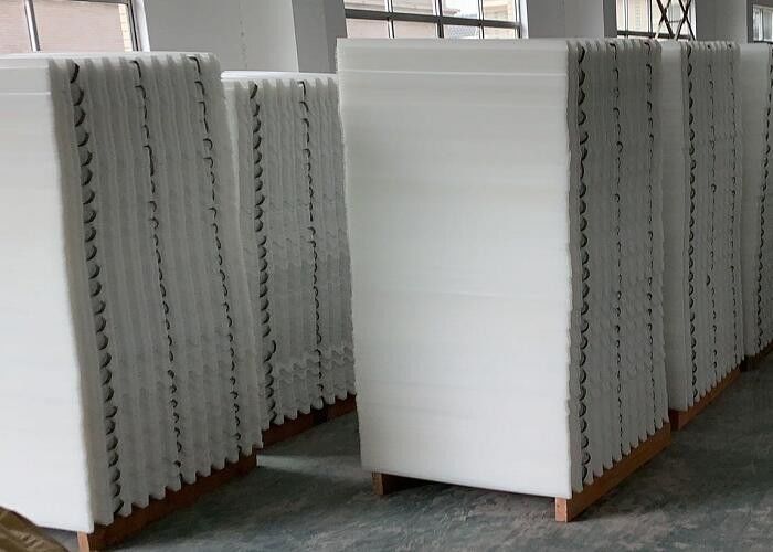 UV Ioresistant Lamella Filter ลงน้ํา ภาพยนตร์คงที่ระบายอากาศ สีขาว