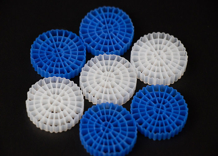 RAS สื่อกรองพลาสติกสีขาว MBBR K5 สําหรับฟาร์มปลา