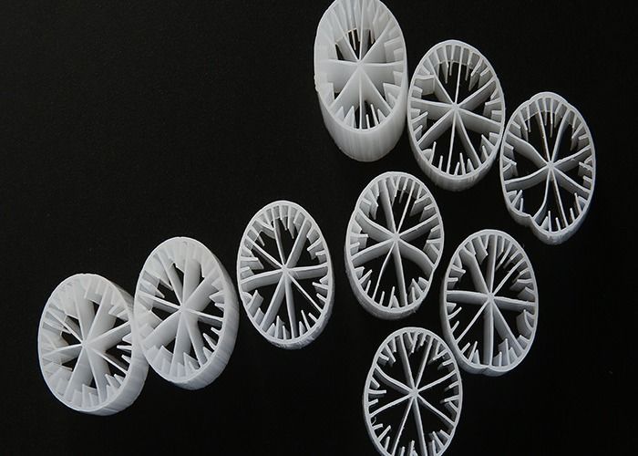 สารสื่อกรองสระจันทร์ โรงงานจีนโดยตรง MBBR เครื่องพกน้ําสําหรับน้ําอุตสาหกรรม ISO9001 FDA SAFTY