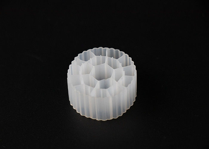 การเติบโตอย่างรวดเร็ว 25 * 10 มม. Mbbr Biofilter Media การบําบัดน้ําเทศบาล