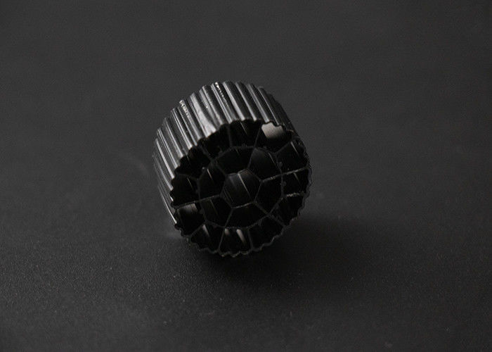 สีดํา พลอย 25*12MM Mbbr สื่อกรองชีวภาพ HDPE