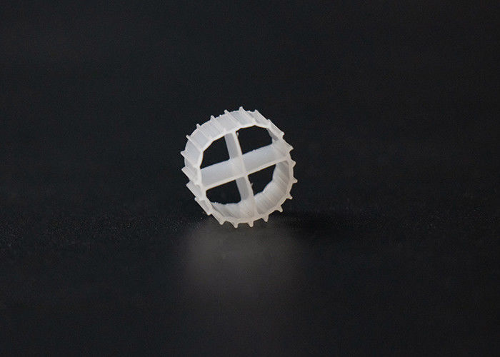 สีขาว Hdpe MBBR Biofilter Media 900m2/M3 พื้นที่พื้นที่ใหญ่