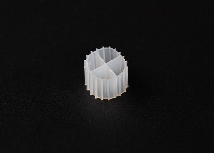 สีขาว Hdpe MBBR Biofilter Media 900m2/M3 พื้นที่พื้นที่ใหญ่