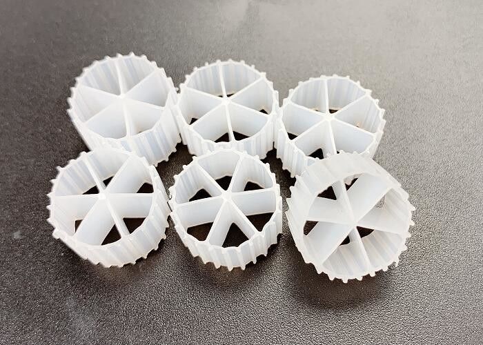 PE04 พื้นที่ใหญ่ สีขาว MBBR Bio Media 6 ห้อง 800m2/M3