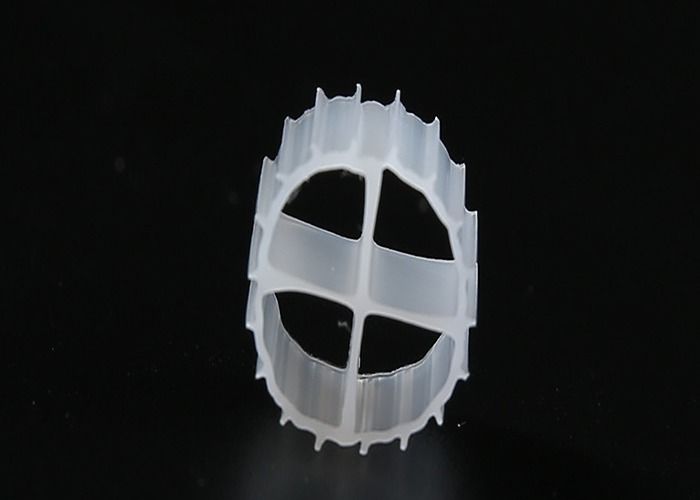 PE กันกระแทก Aquariums MBBR เครื่องกรองสื่อ สีขาว เครื่องขนส่ง fda 11 * 7MM MBBR เครื่องขนส่ง Biofilm