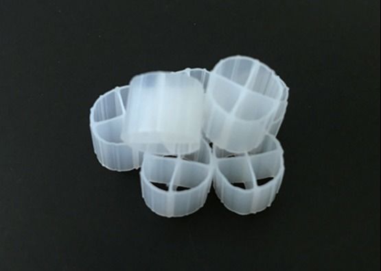 mbbr พลาสติก koi สระน้ําพลอยสื่อชีวสําหรับการบําบัดน้ําเสีย ผลิตจาก hdpe