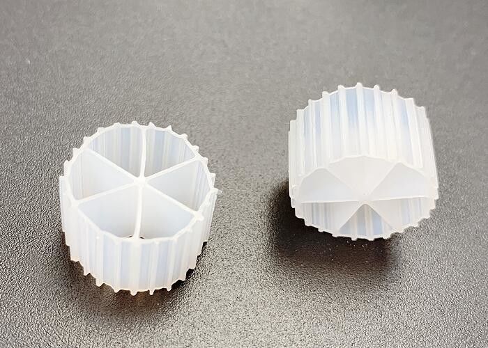 IFAS HDPE สีขาว MBBR เตียงเคลื่อนย้าย Biofilm Reactor ถังอากาศ