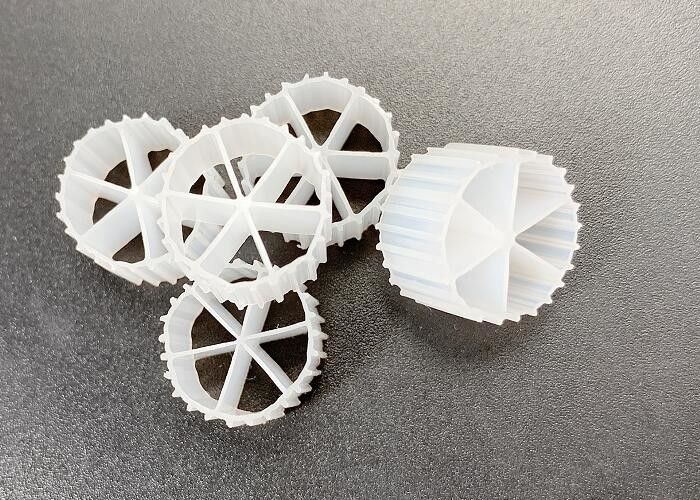 เบาะย้าย Biofilm Reactors ถังอากาศ คัลเดนส์ลอย เครื่องกรองสื่อ Virgin HDPE