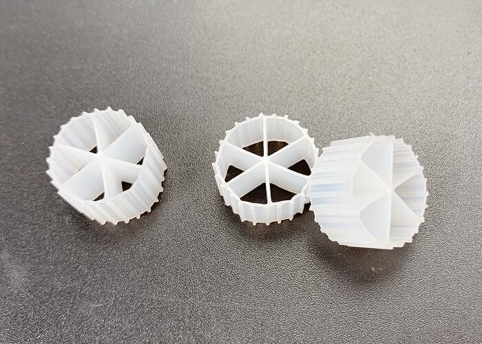 Biocell Bio Carrier PE04 6 ห้อง MBBR Bioballs สื่อกรองสําหรับถังแอเนอโรบิค