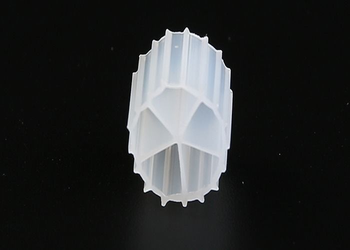 PE03 เทคนิคการบําบัดน้ําเสียทางชีววิทยา MBBR สื่อกรอง PE Polymer Materail SBR เทคโนโลยี