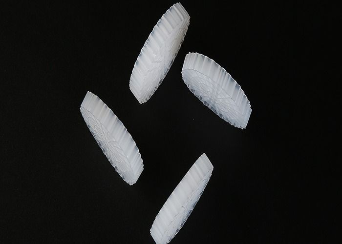 พื้นผิวสูง K1 สื่อกรอง สีขาวเพศหญิง HDPE วัสดุ ประหยัดพลังงาน