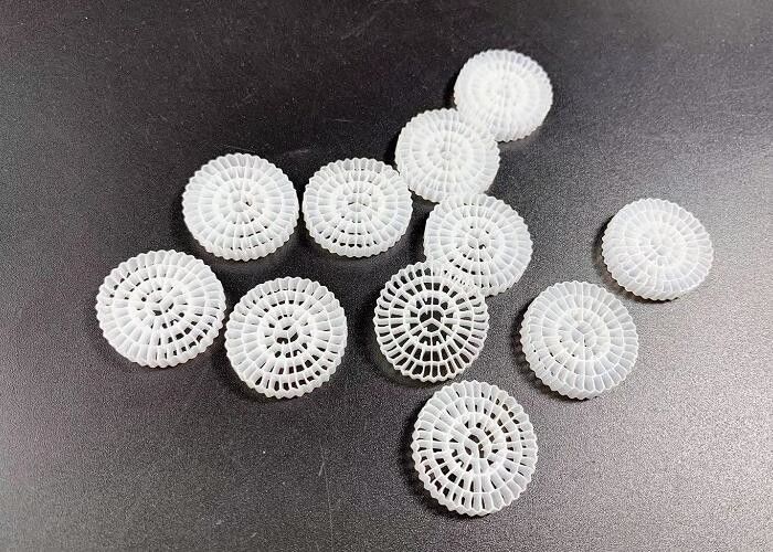 เบาะย้าย Biofilm Reactor MBBR เครื่องกรองสื่อ Super Decarburization สะดวกต่อสิ่งแวดล้อม